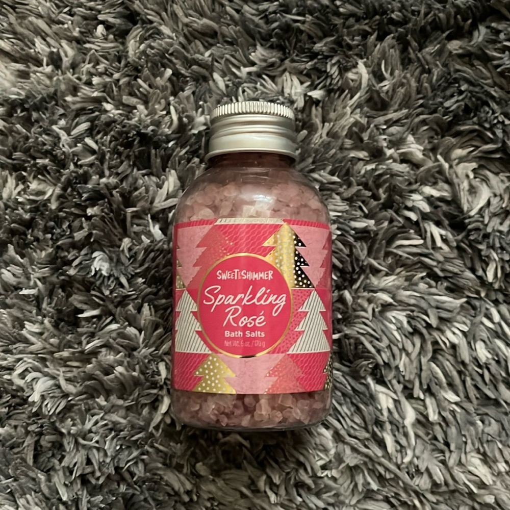 Sweet & Shimmer Sparkling Rosé Bath Salts